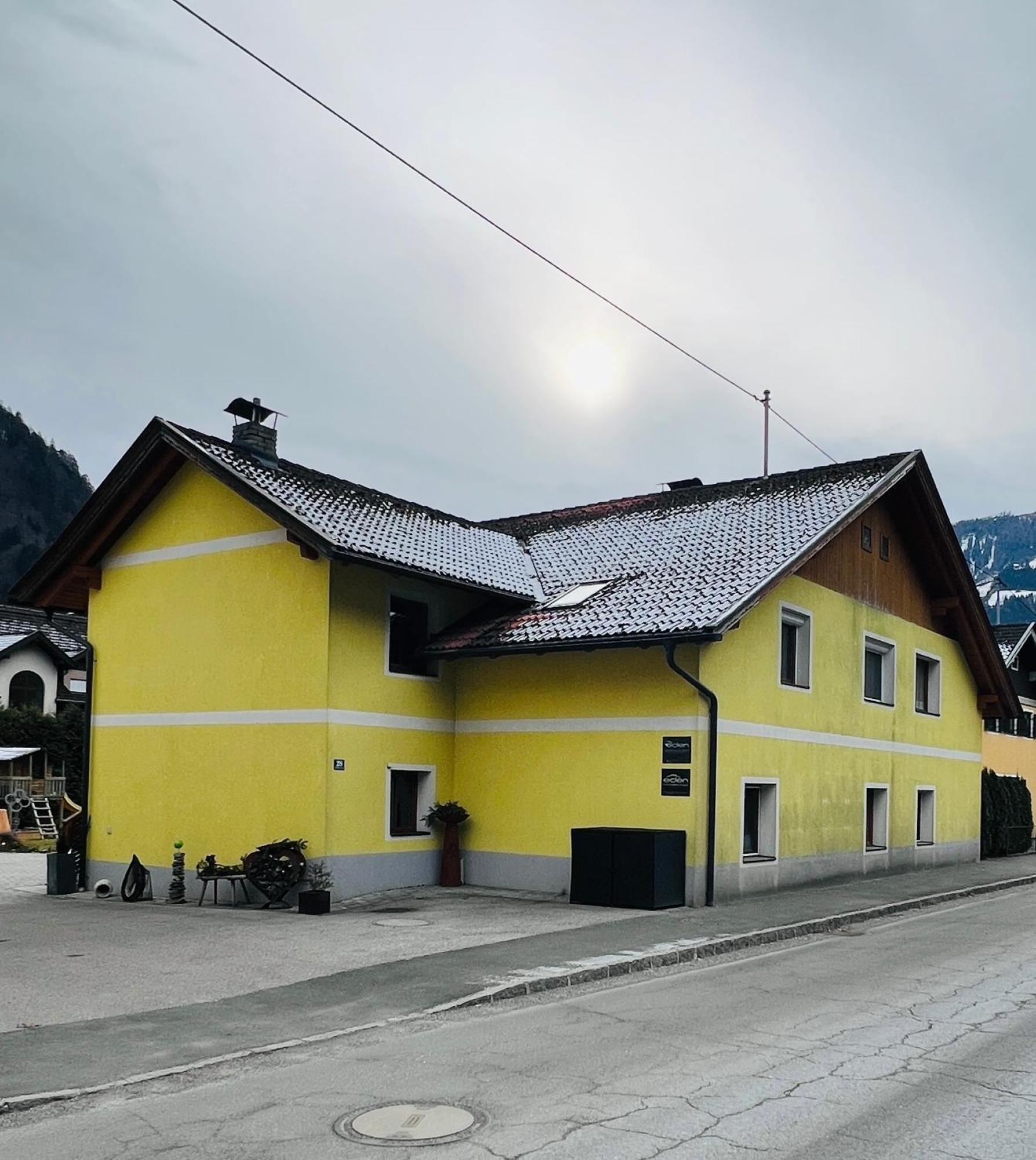 Ferienwohnung Eden Sachsenburg Екстер'єр фото